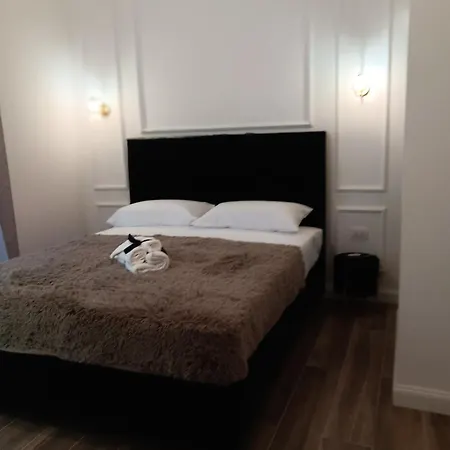 La Maison Di Luche' Appartement Napels