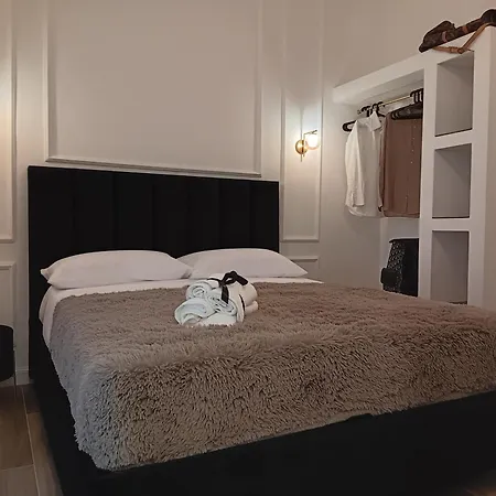 Apartament La Maison Di Luche' *